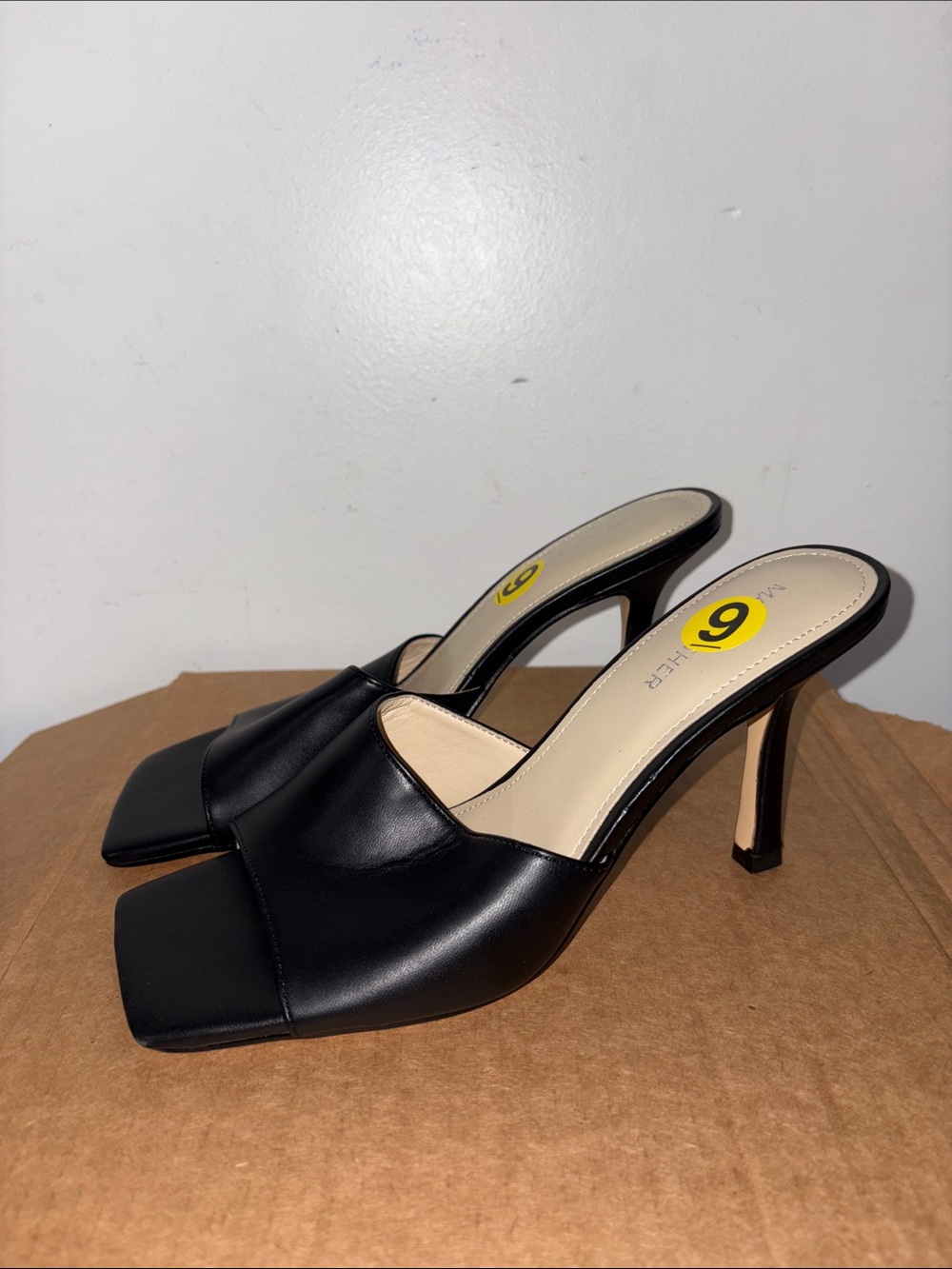 Marc Fisher Leather Square-Toe Mule Heels size 9M